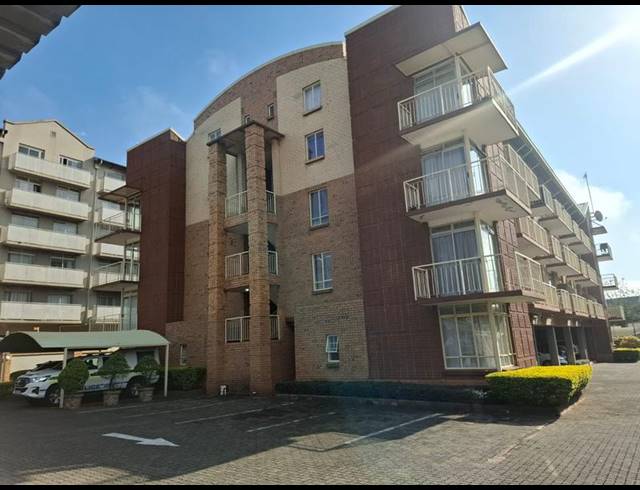 2 BEDROOM APARTMENT FOR SALE IN HILLCREST